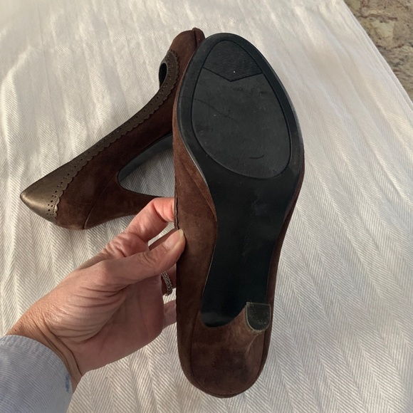 Bandolino Suede heels - Picture 4 of 5